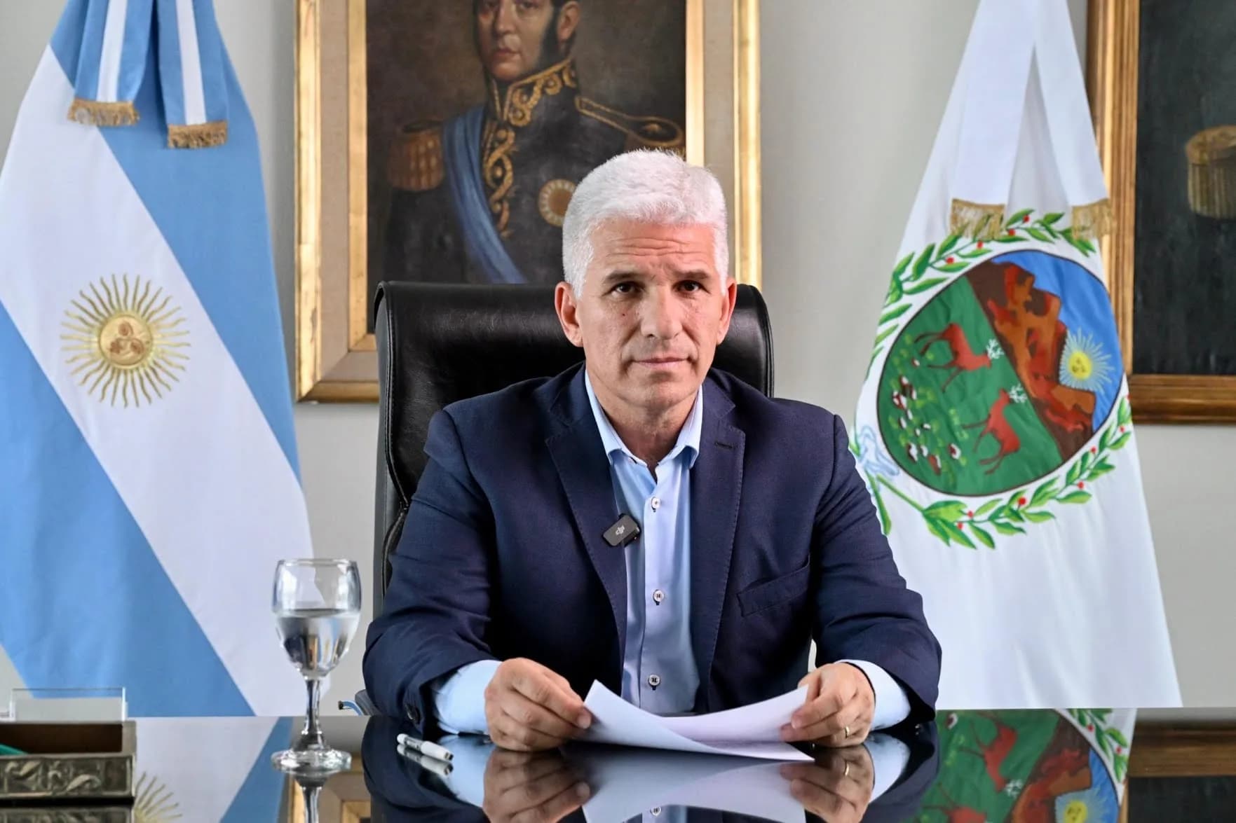 Poggi oficializó mejoras salariales, recategorizaciones y un bono especial para el sector público provincial