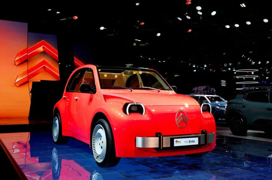 El Citroën 2 CV Concept es la versión reinterpretada del original 2 CV. Se presentó como concepto en el Salón de París 2026 y llegará a las calles en 2028.