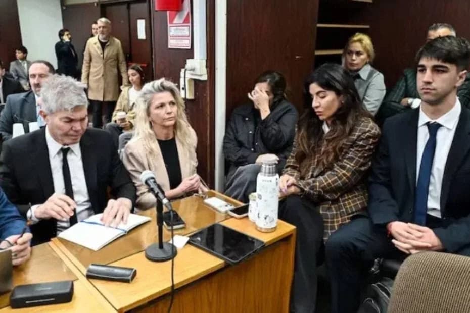 Además de los 12 años de prisión para Luque, la Fiscalía reclamó que sea inhabilitado durante 10 años para ejercer la medicina.