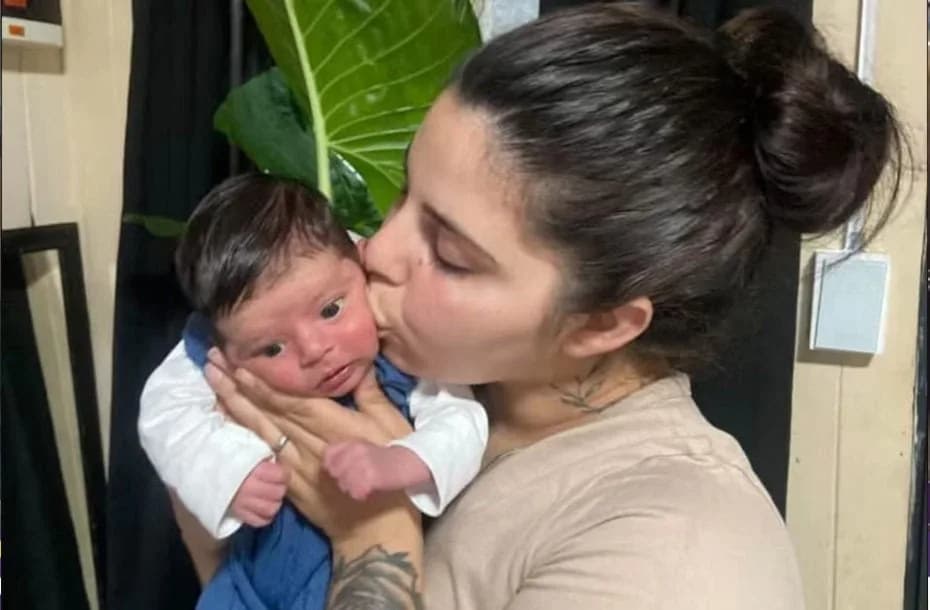 “Te arrebataron de mis brazos”: el desgarrador posteo de la madre del bebé que murió en un choque
