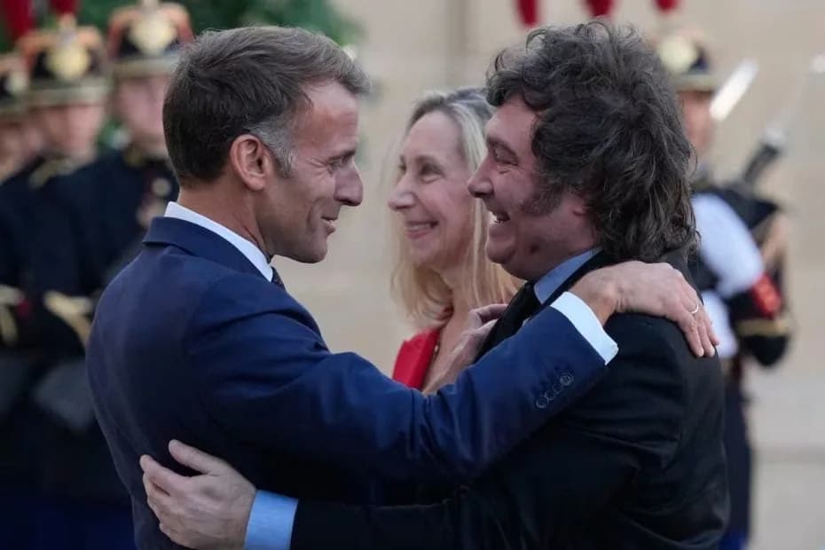 Emmanuel Macron y Javier Milei.