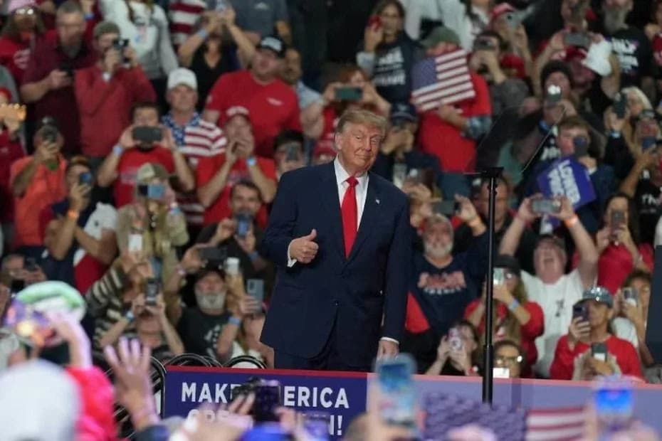 El presidente Donald Trump, en un acto de campaña en el Oncenter, en Siracusa.